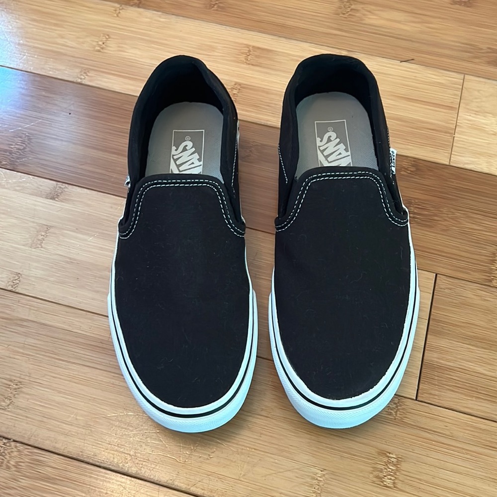 Vans platform Asher size 8.5- please read description